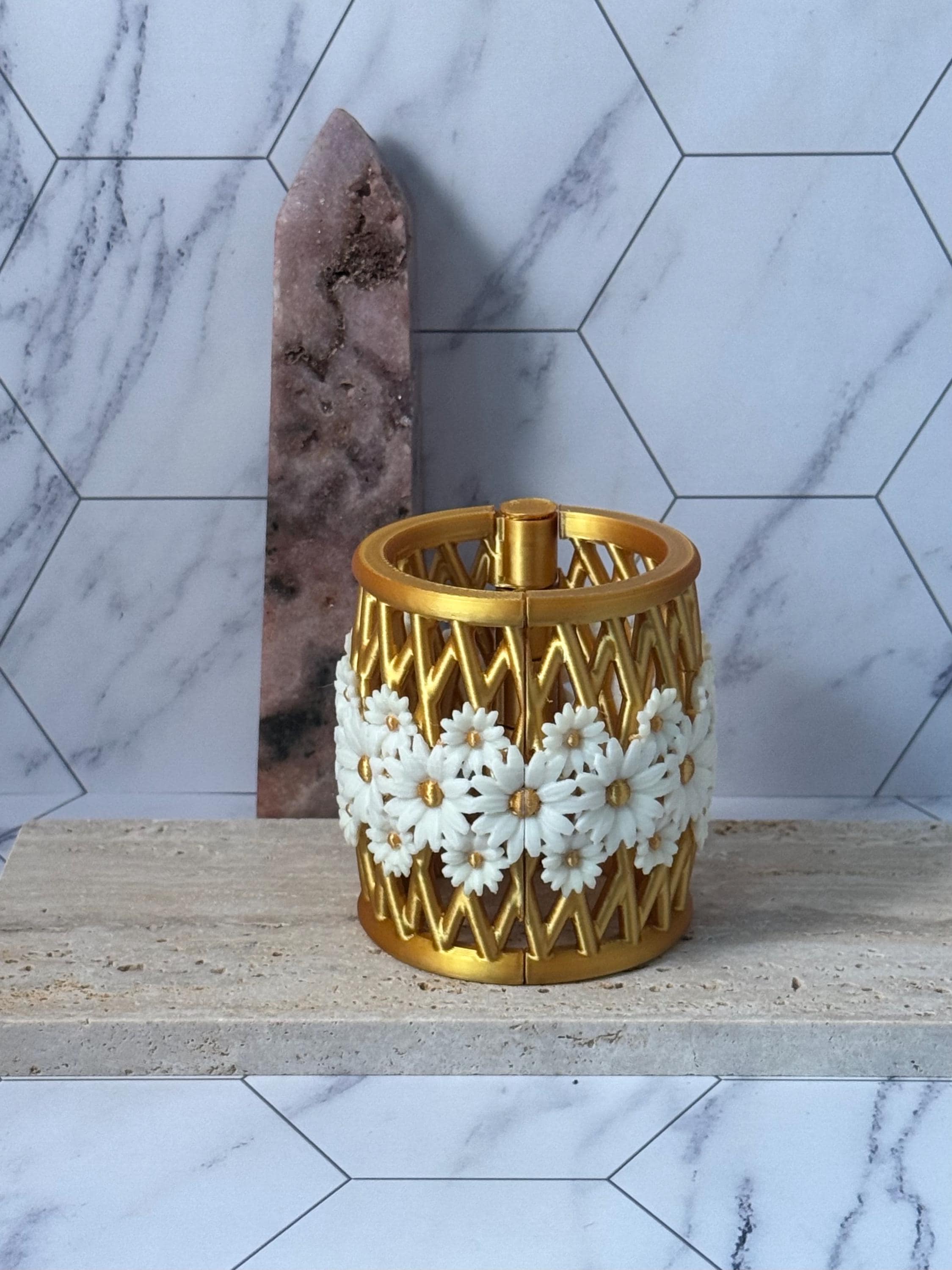 Daisy Pineapple Clip